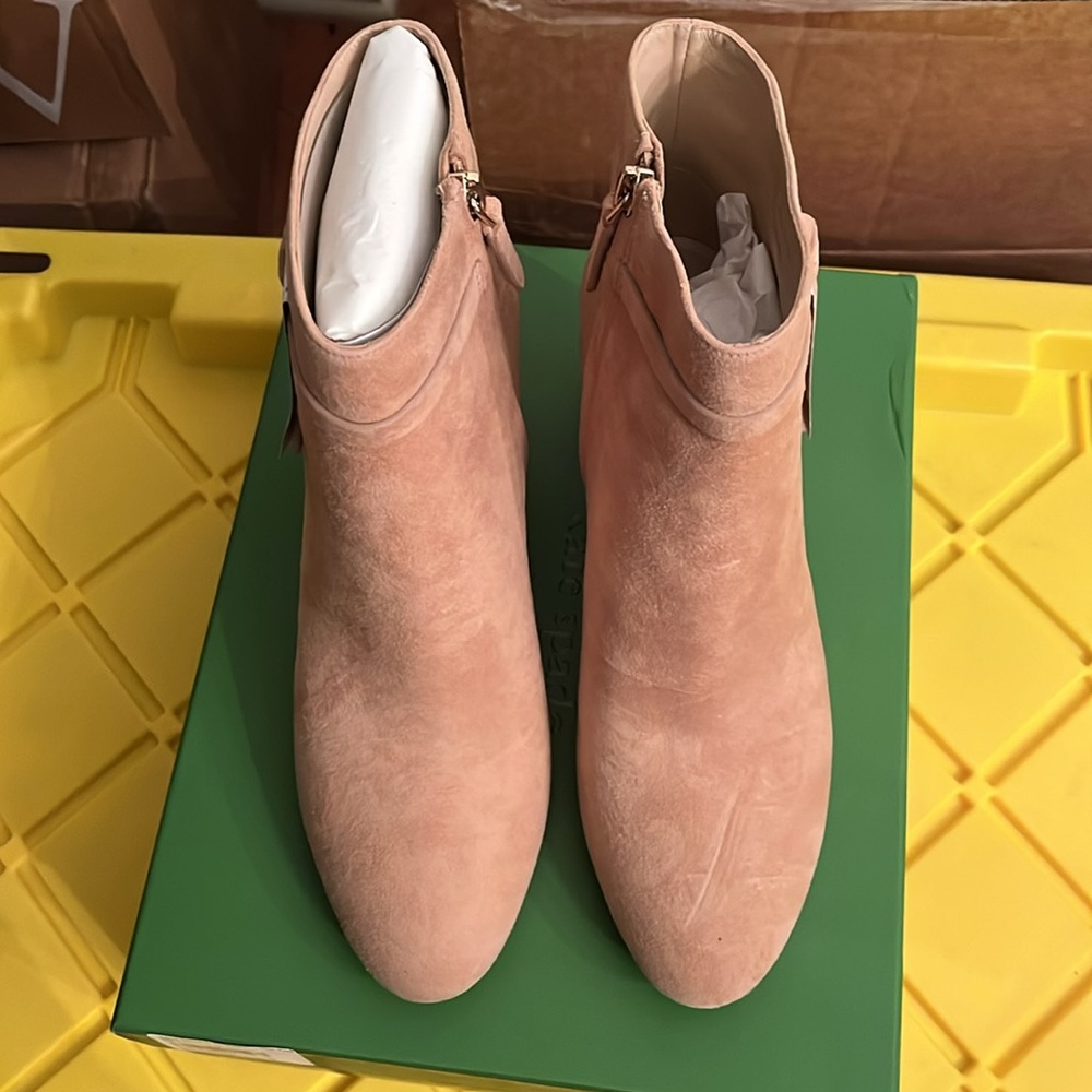 kate spade Light Fawn Knott Suede Side Bow Booties/NIB/9.5M - Picture 10 of 14